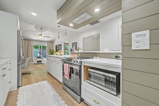 1561 Blaze Lane, Charleston, SC 29412