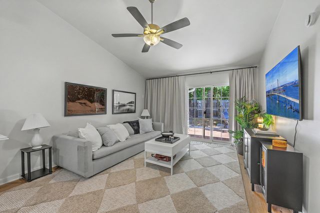1561 Blaze Lane, Charleston, SC 29412