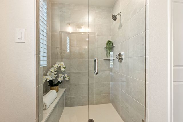 3528 Damsel Mackenzie Street, Lewisville, TX 75056