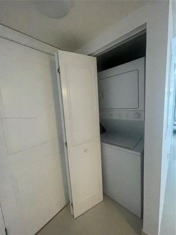 1800 N Bayshore Dr 1812, Miami, FL 33132