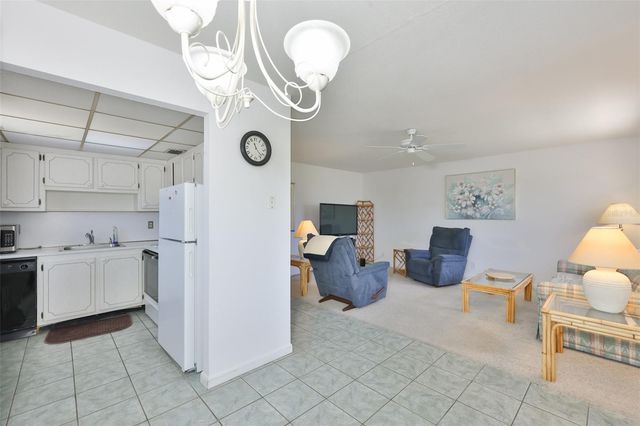 1802 BEDFORD TERRACE 177, Sun City Center, FL 33573