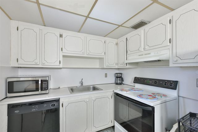 1802 BEDFORD TERRACE 177, Sun City Center, FL 33573