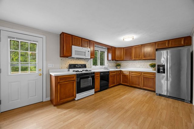 21 Green Way, South Yarmouth, MA 02664