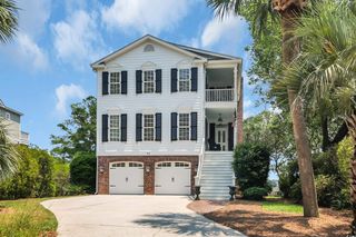 92 High Hammock Way, Pawleys Island, SC 29585