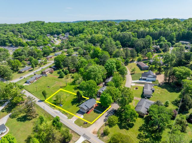 1701 Ray Jo Circle, Chattanooga, TN 37421