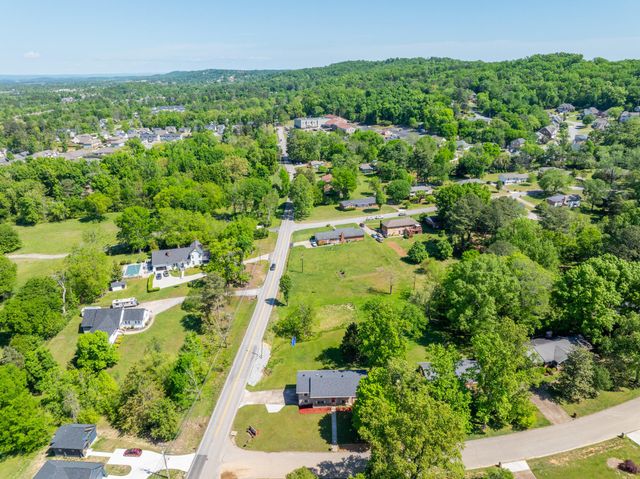 1701 Ray Jo Circle, Chattanooga, TN 37421