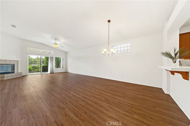 24175 VIA LLANO, Murrieta, CA 92562