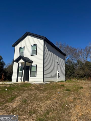 2775 Village Green Lane, Macon, GA 31206