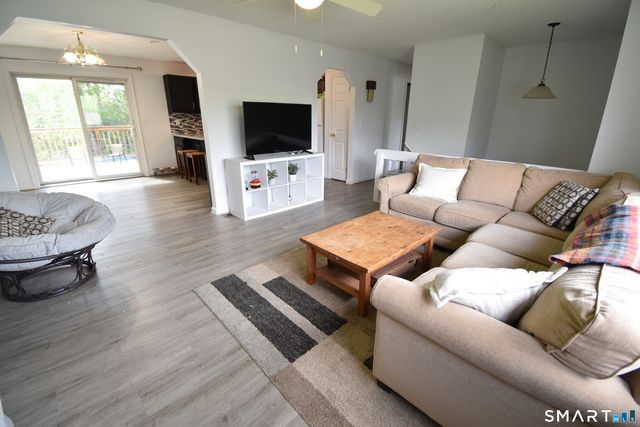 139 Strawberry Hill Road, Bristol, CT 06010