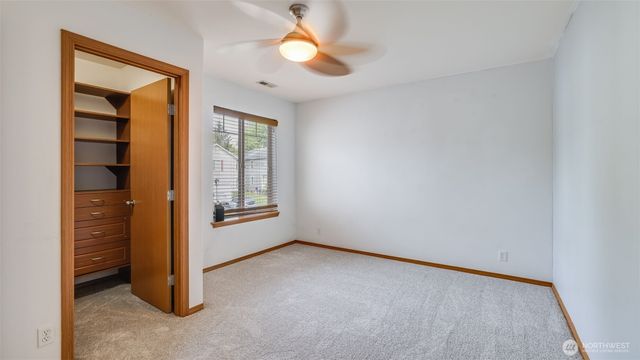 28843 213th Court SE, Kent, WA 98042