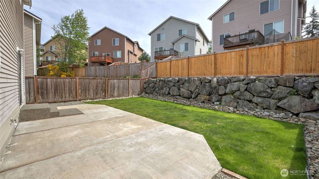 28843 213th Court SE, Kent, WA 98042