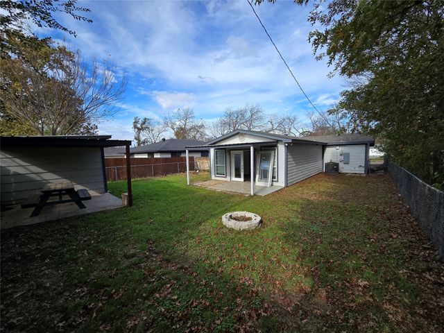 2908 W Elm Street, Denison, TX 75020
