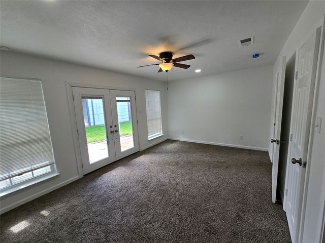 2908 W Elm Street, Denison, TX 75020