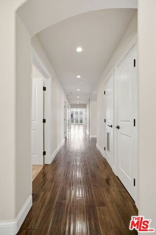 320 S SWALL Drive 3, Los Angeles, CA 90048