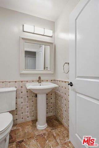 320 S SWALL Drive 3, Los Angeles, CA 90048