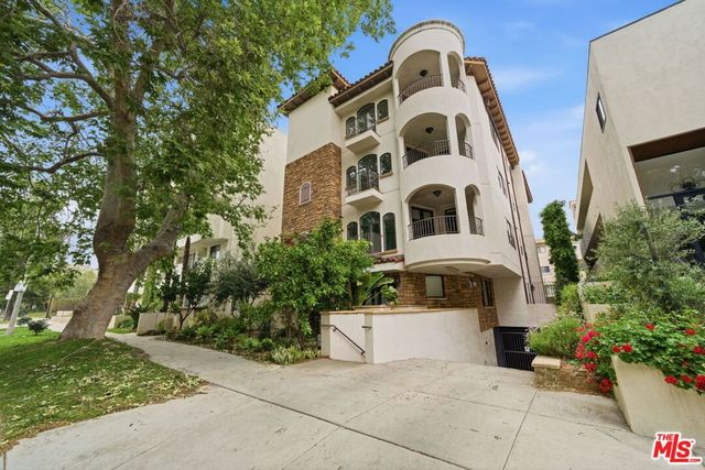 320 S SWALL Drive 3, Los Angeles, CA 90048