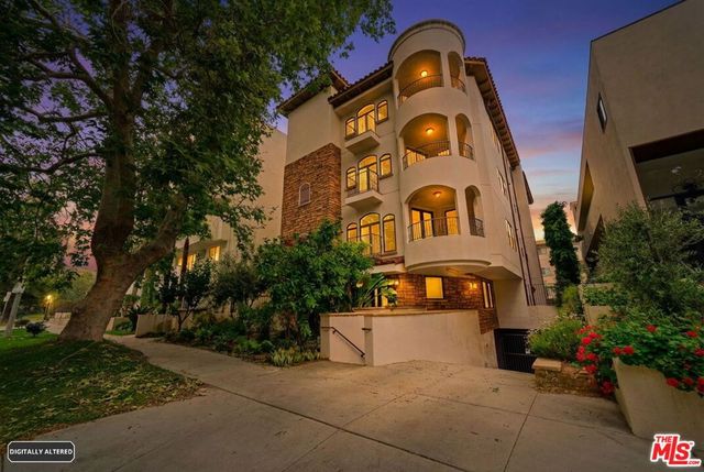 320 S SWALL Drive 3, Los Angeles, CA 90048