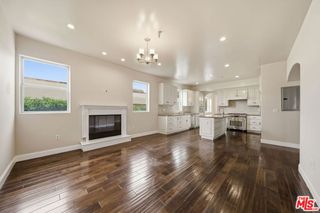 320 S SWALL Drive 3, Los Angeles, CA 90048