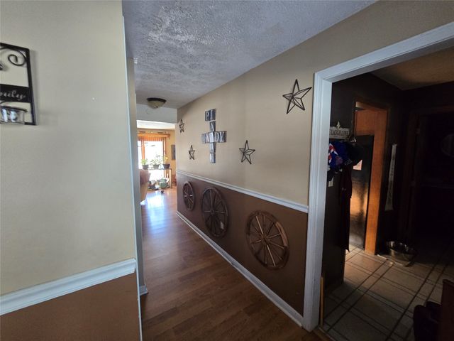 156 E MAIN Street, Columbus, PA 16405