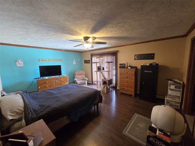 156 E MAIN Street, Columbus, PA 16405