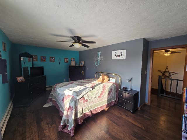 156 E MAIN Street, Columbus, PA 16405