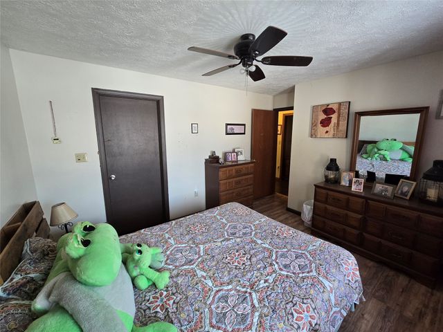 156 E MAIN Street, Columbus, PA 16405