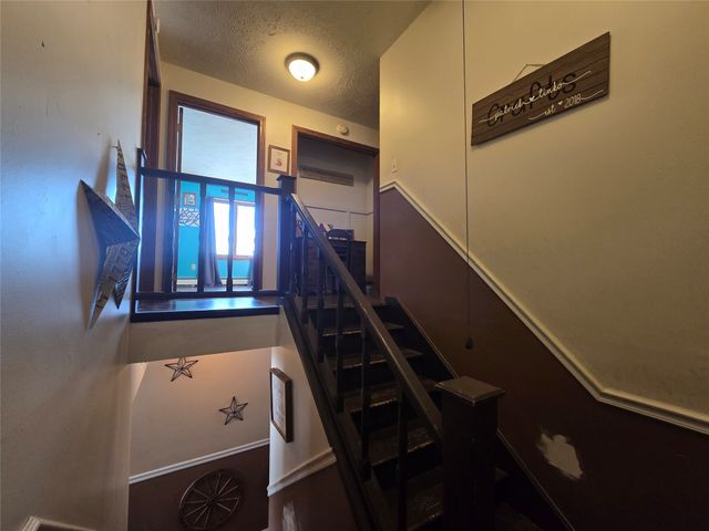 156 E MAIN Street, Columbus, PA 16405