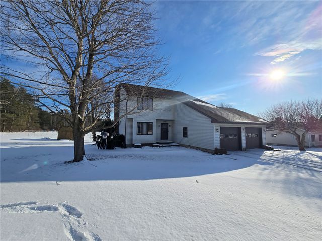 156 E MAIN Street, Columbus, PA 16405