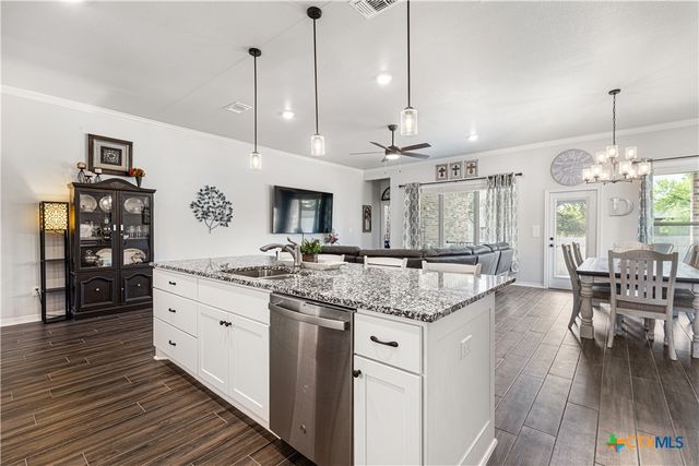 3607 Reynolds Drive, Belton, TX 76513