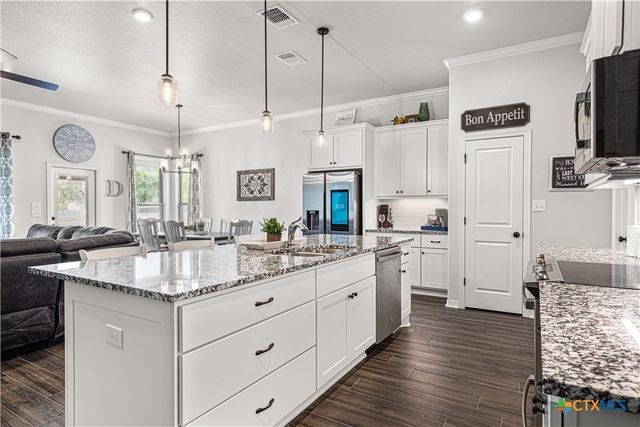 3607 Reynolds Drive, Belton, TX 76513