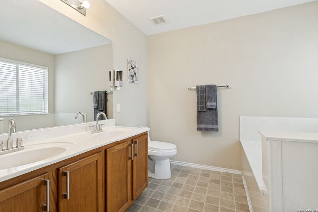 1648 SPICE SPG, San Antonio, TX 78260