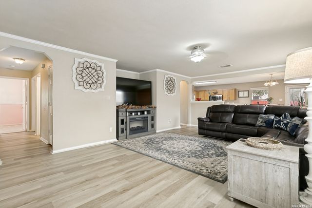 1648 SPICE SPG, San Antonio, TX 78260