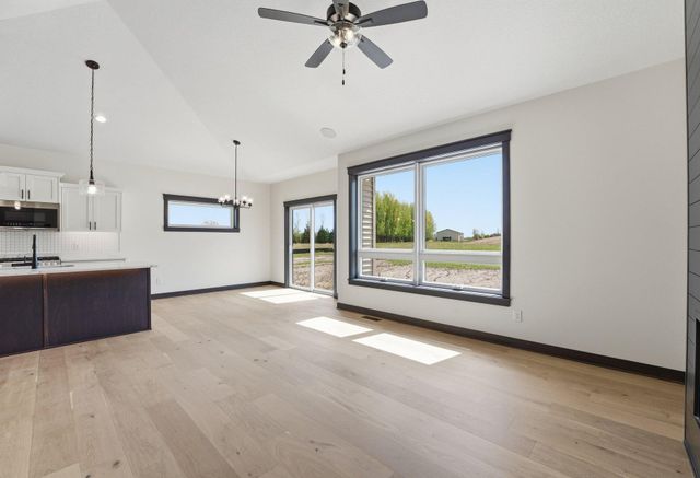 909 Acorn Court, Hudson, WI 54016