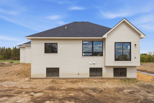 909 Acorn Court, Hudson, WI 54016