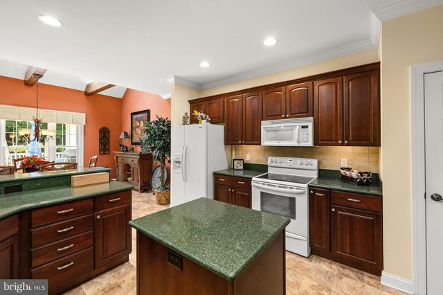 116 VILLAGE DR, Seaford, DE 19973