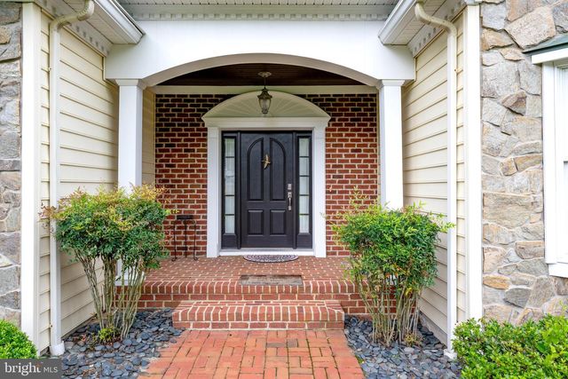 116 VILLAGE DR, Seaford, DE 19973
