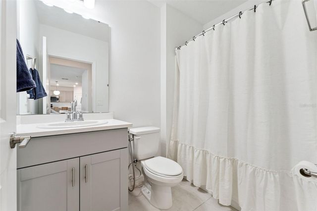 1111 CALICO POINTE CIRCLE, Groveland, FL 34736