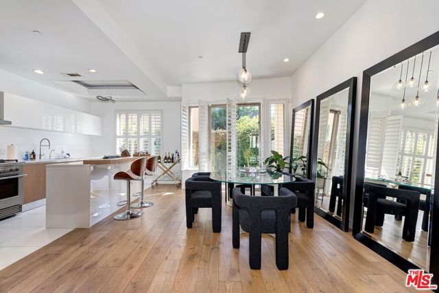 841 Westmount Drive 116, West Hollywood, CA 90069