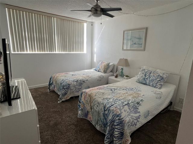 1239 Hillsboro Mile 608, Hillsboro Beach, FL 33062