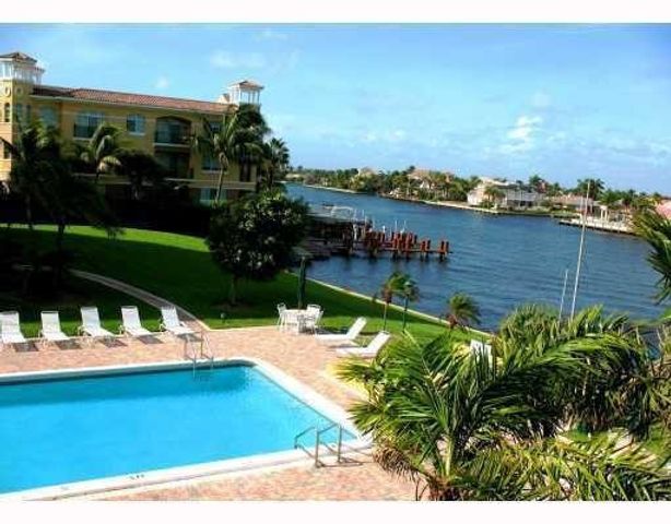 1239 Hillsboro Mile 608, Hillsboro Beach, FL 33062