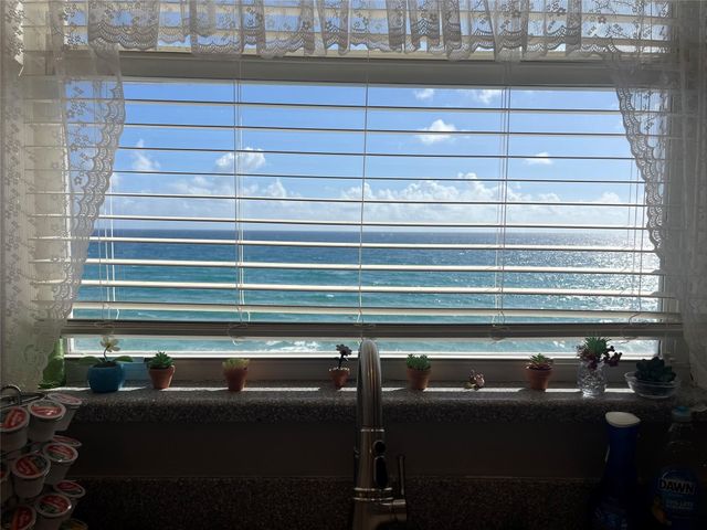 1239 Hillsboro Mile 608, Hillsboro Beach, FL 33062