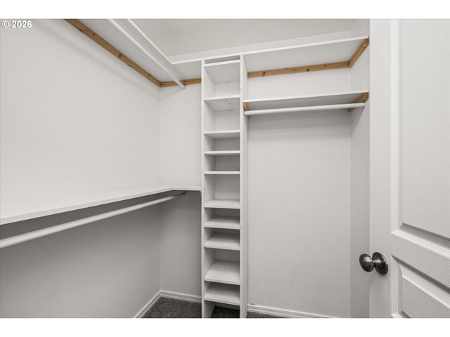 553 S 48TH Pl, Springfield, OR 97478