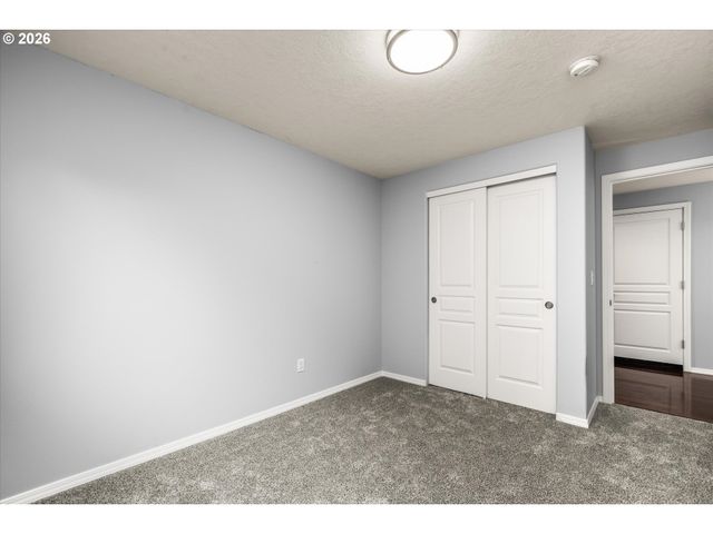 553 S 48TH Pl, Springfield, OR 97478