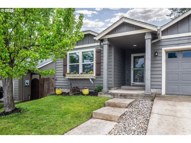 553 S 48TH Pl, Springfield, OR 97478