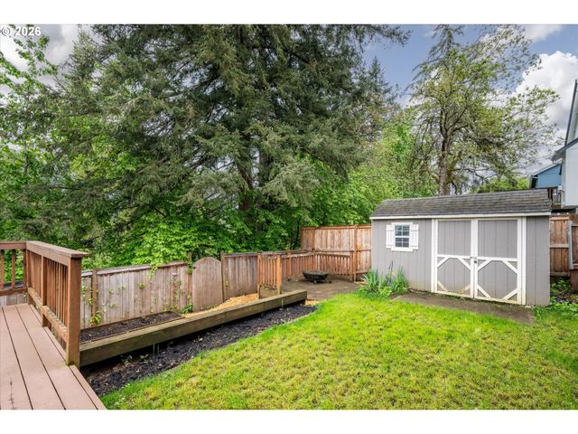 553 S 48TH Pl, Springfield, OR 97478