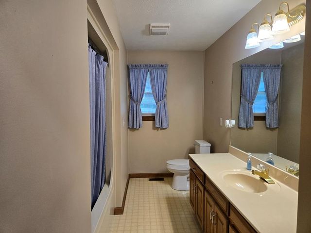 204 Old County Road, Ringgold, GA 30736