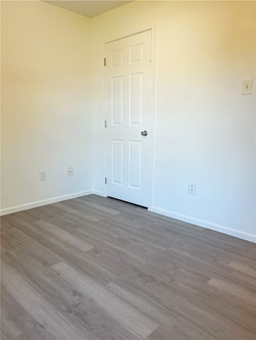 1802 16th St B, Corpus Christi, TX 78404