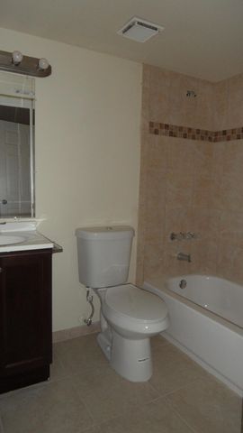 351 Palm Way W 201, Pembroke Pines, FL 33025