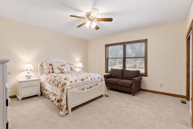 3538 N Prince Lane, Springfield, MO 65803