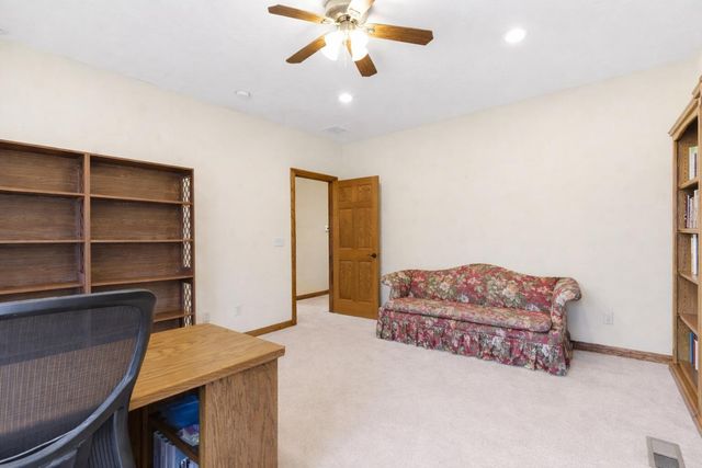 3538 N Prince Lane, Springfield, MO 65803